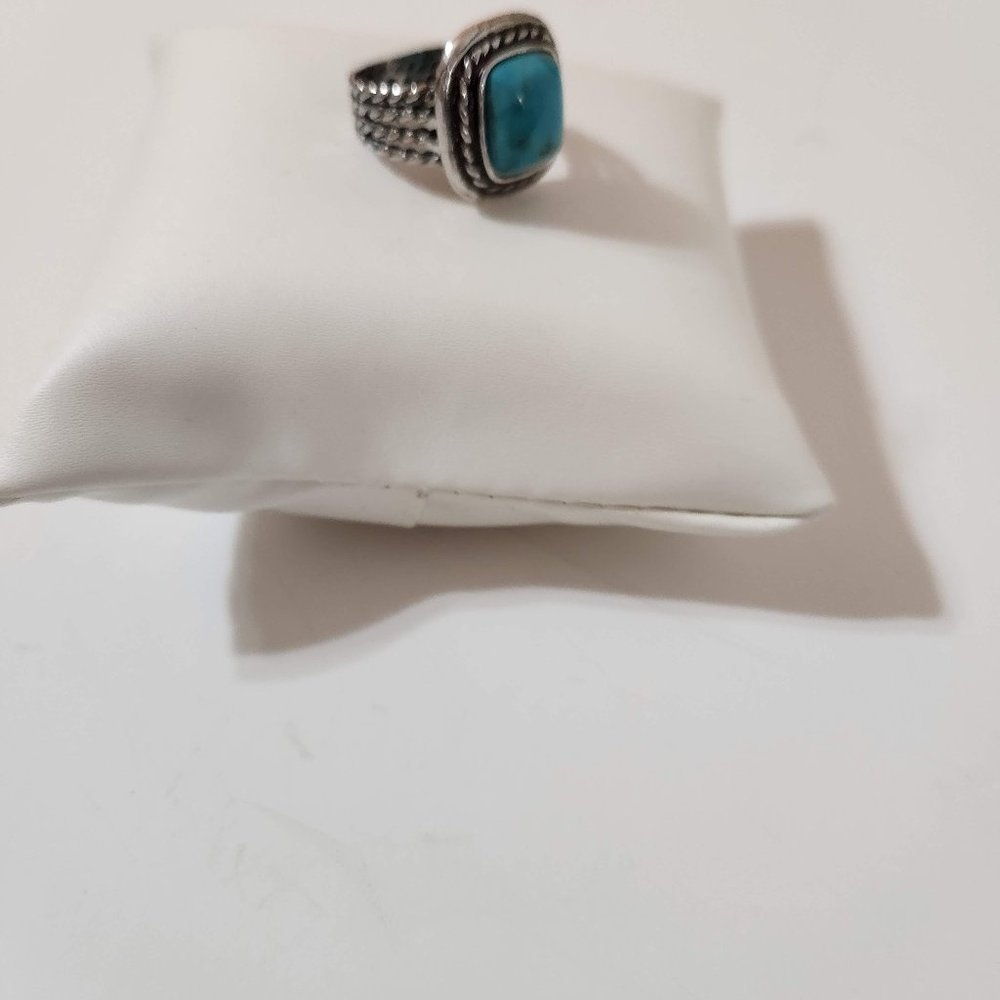 Sterling Sliver & Turquoise Ring